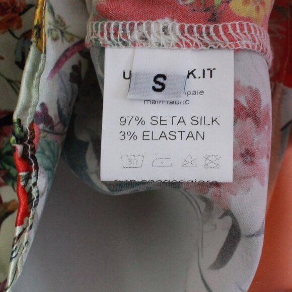 Unbreak.it Patchwork Flowers Print Silk Flare Sleeve Blouse - Picture 8 of 16